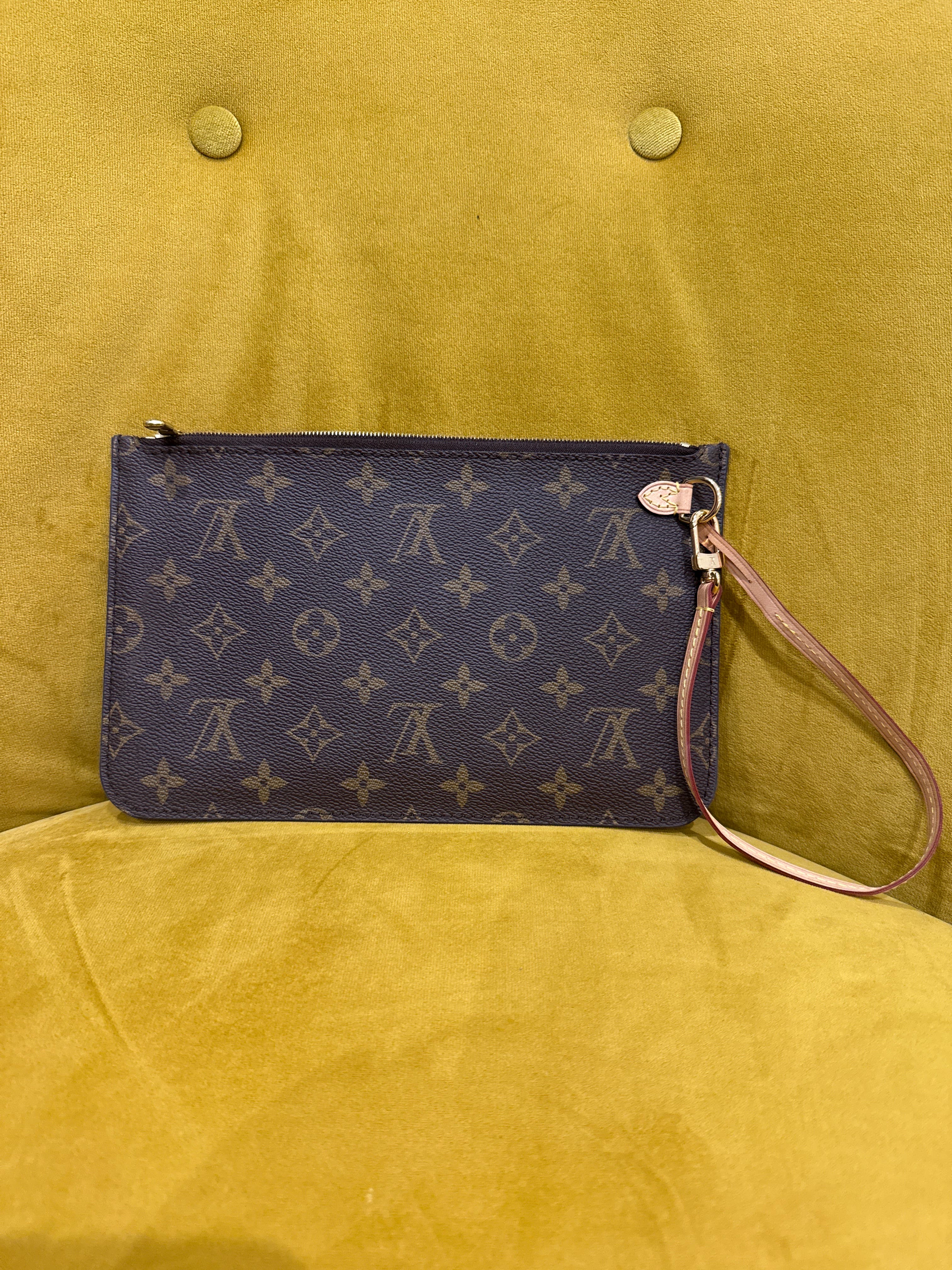 Louis Vuitton Monogram Pouch (from Neverfull Tote) - Image 2