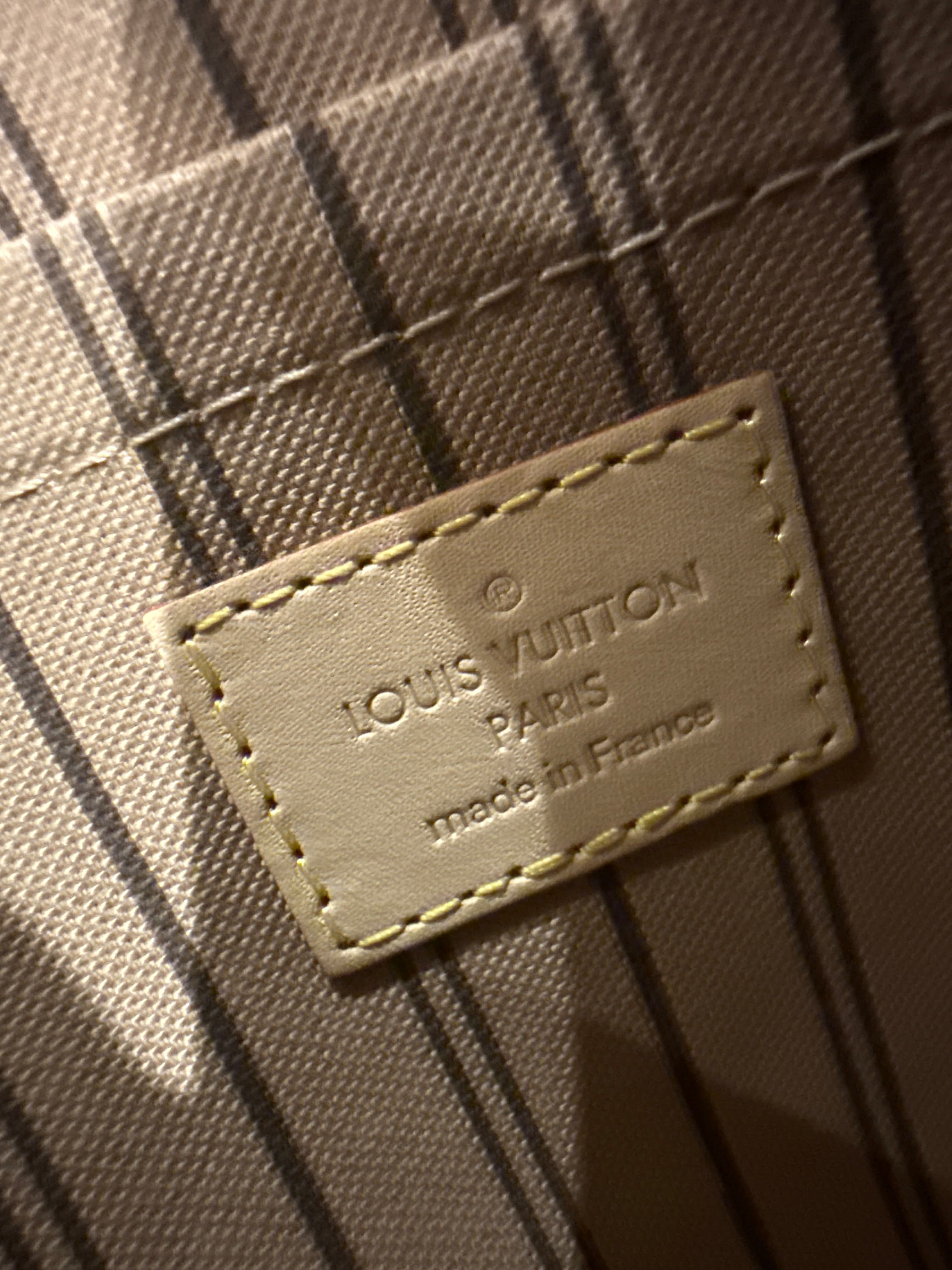 Louis Vuitton Monogram Pouch (from Neverfull Tote) - Image 11