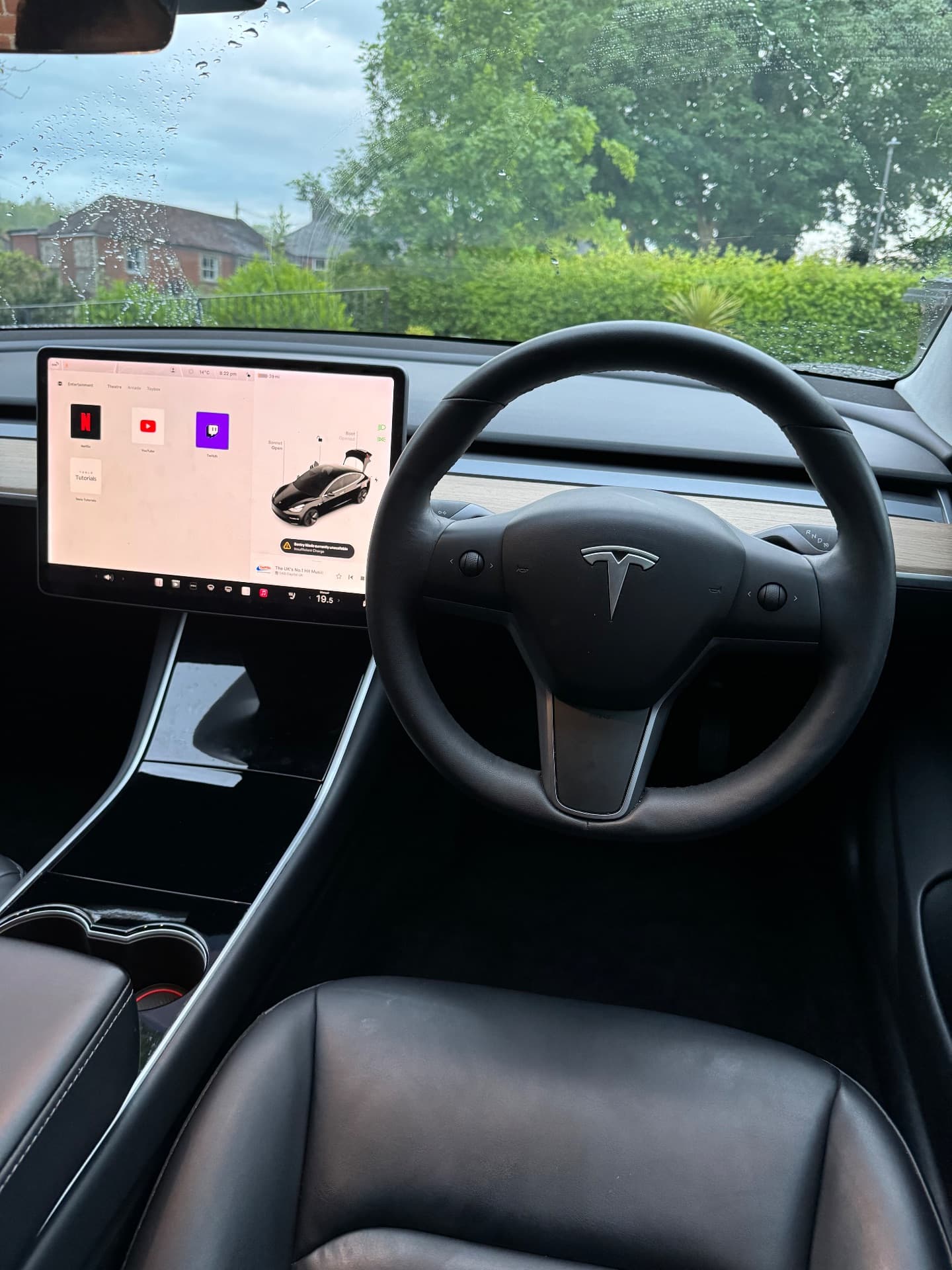 Tesla Model 3 - Image 14